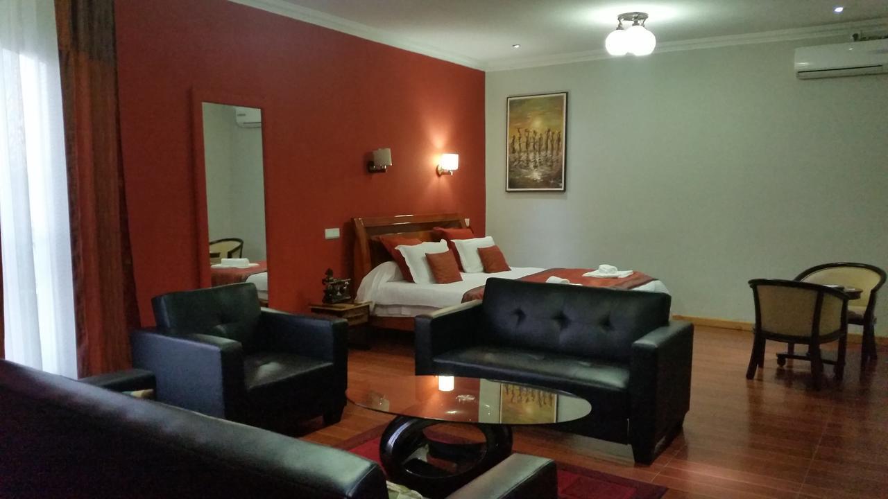 Anouk Hotel อันตานานารีโว ภายนอก รูปภาพ